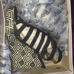 Black/White Open-toed Wedge Heels